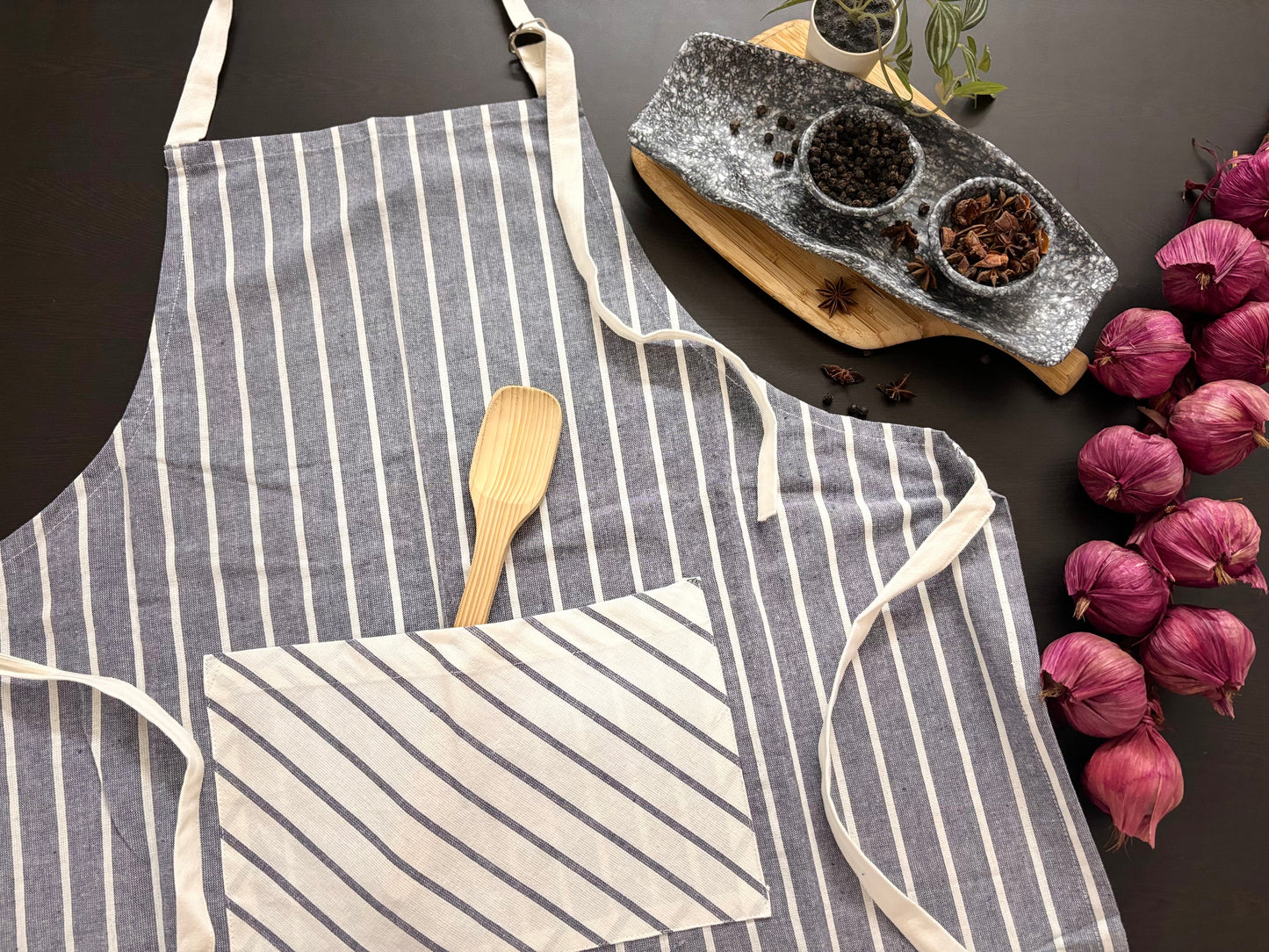 Kitchen Apron Stripes Adjustable straps